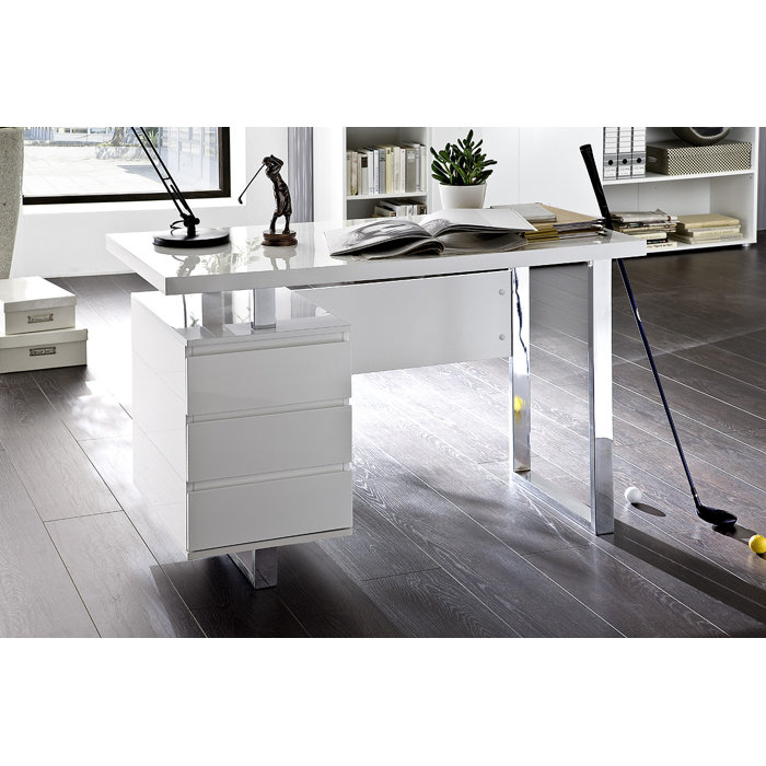 Metro Lane Schreibtisch Victor 1 & Bewertungen | Wayfair.de